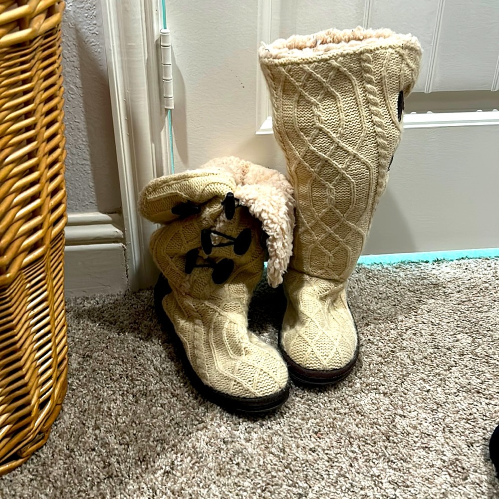 Beige MukLuk Snow Boots